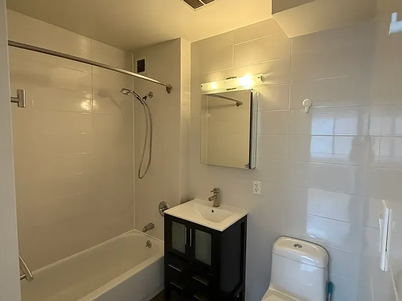 2027 1st Avenue #6, photo 5