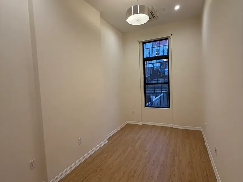 308 West 48th Street #1, photo 2